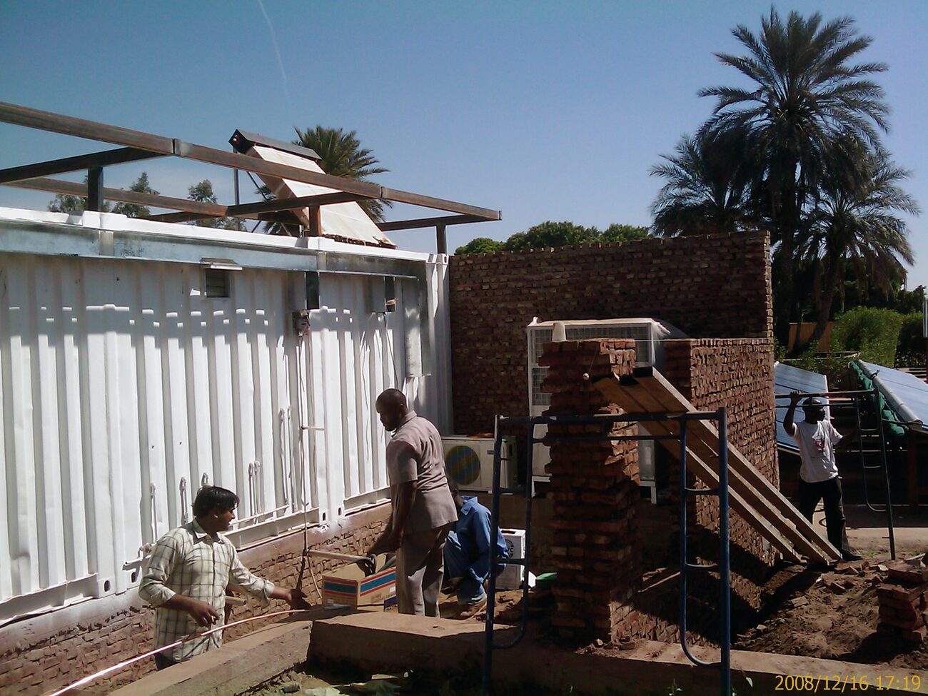 Solar thermal cooling installation on worker accommodation containers, Sudan, 2008